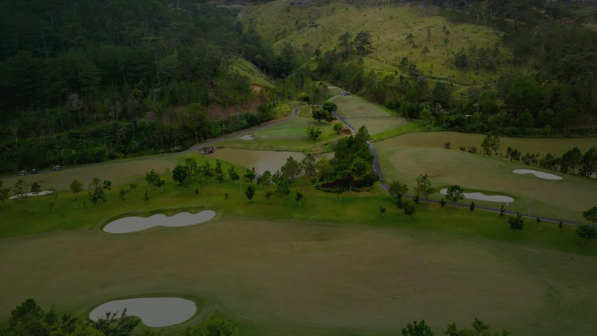Golf facility scene for Revenue & Programming